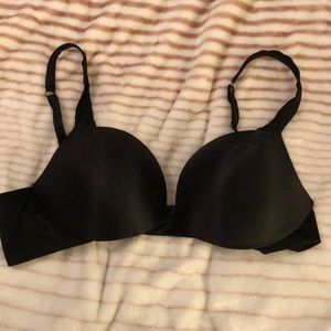 Black Plunge Push-up Victoria’s Secret Bra